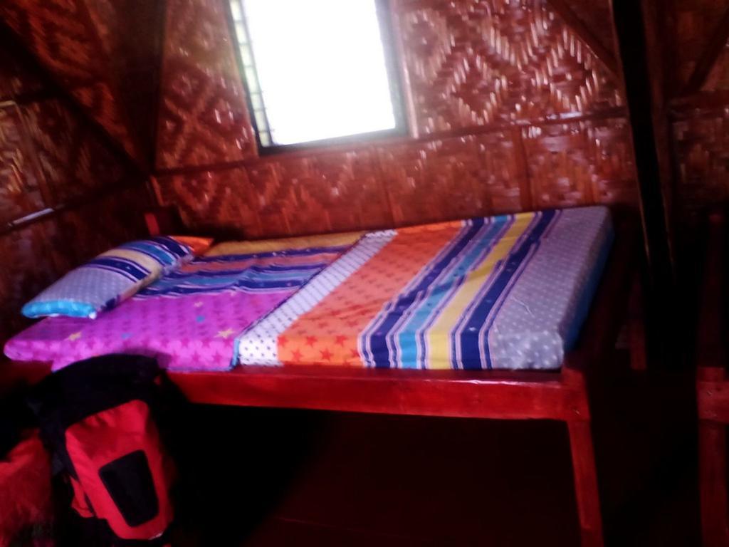פנגלאו Lennon'S Place Backpacker Hostel חדר תמונה