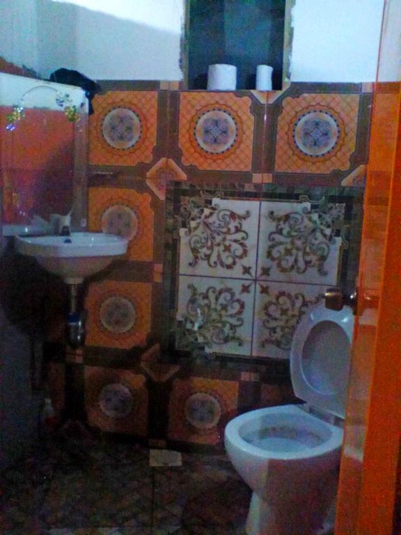 פנגלאו Lennon'S Place Backpacker Hostel מראה חיצוני תמונה