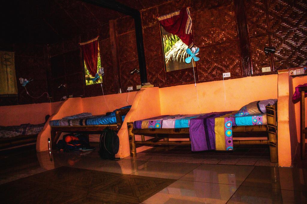פנגלאו Lennon'S Place Backpacker Hostel מראה חיצוני תמונה